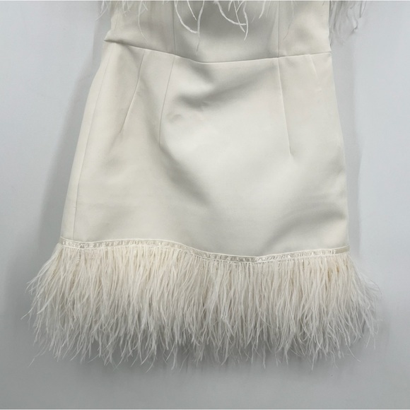 Bronx and Banco Lola Feather White Ivory Bridal
Strapless Mini Dress Size XS - Picture 6 of 10
